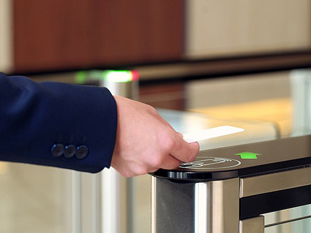 RFID Tags RFID Tag Manufacturer in India, Noida, Exporter, Supplier